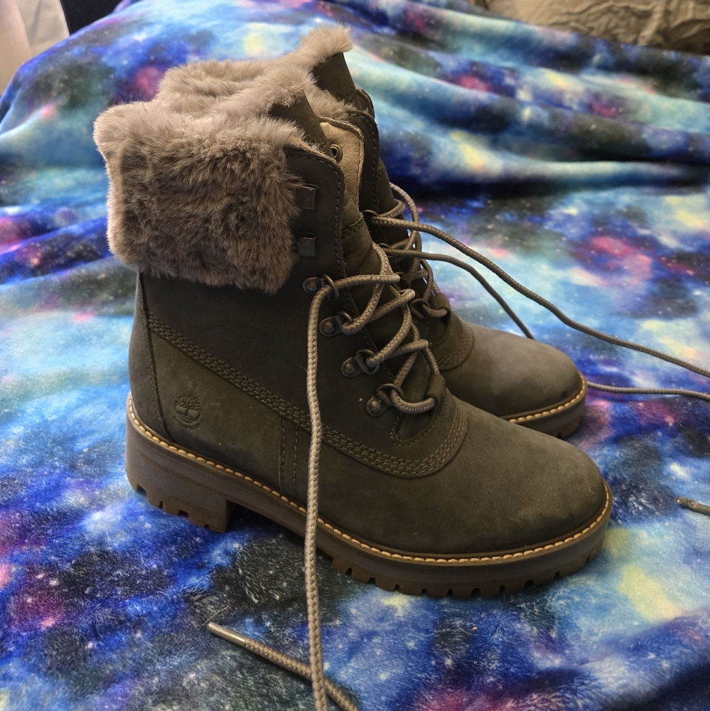 Timberland Women's Gray Fur-Lined Boots